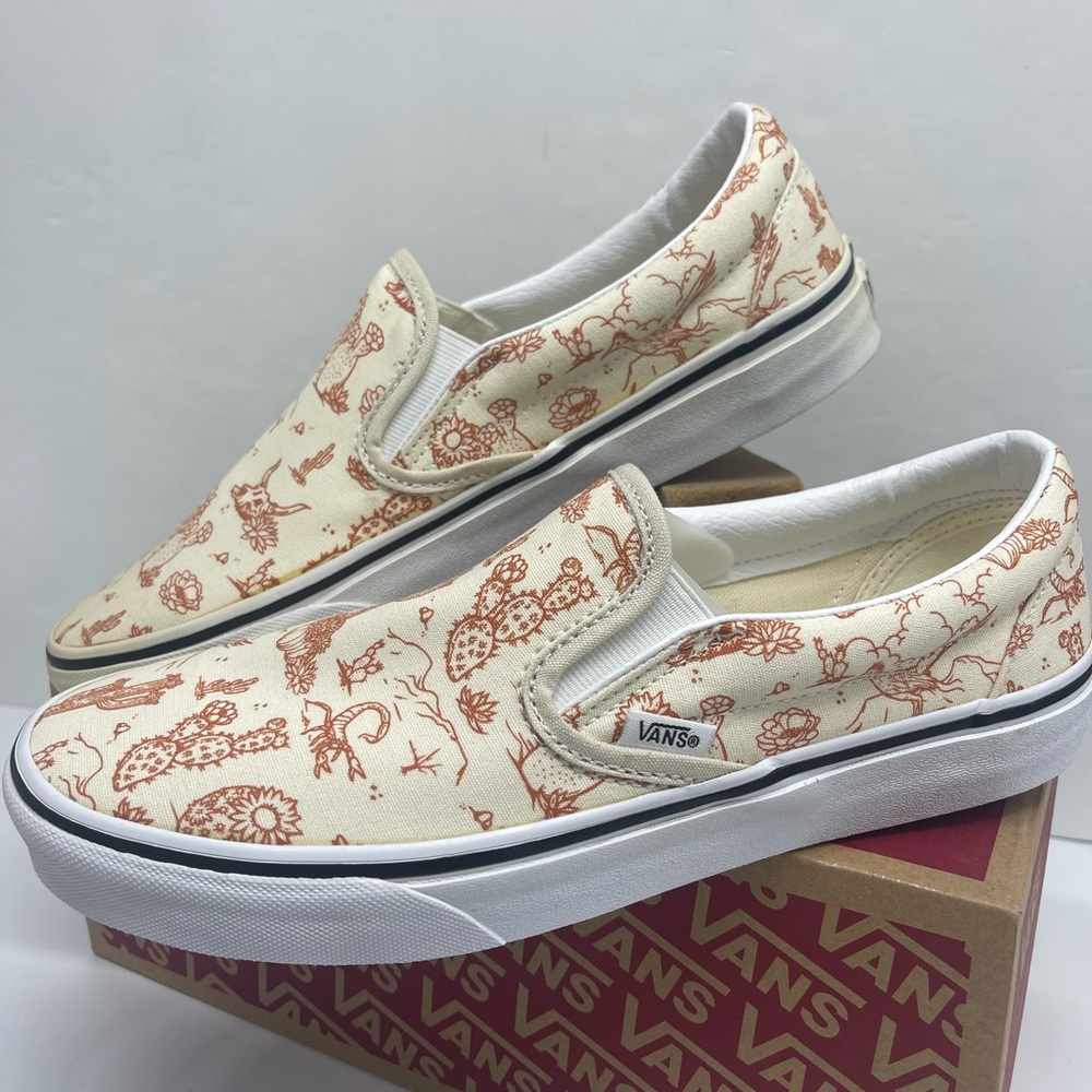 Vans Men’s Classic Slip-On
Desert Vibes Turtle dove/True W Sneakers 
VN0A5JLX8NL - Picture 9 of 16